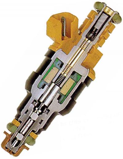 fuel-injector-cutaway-showing-filter