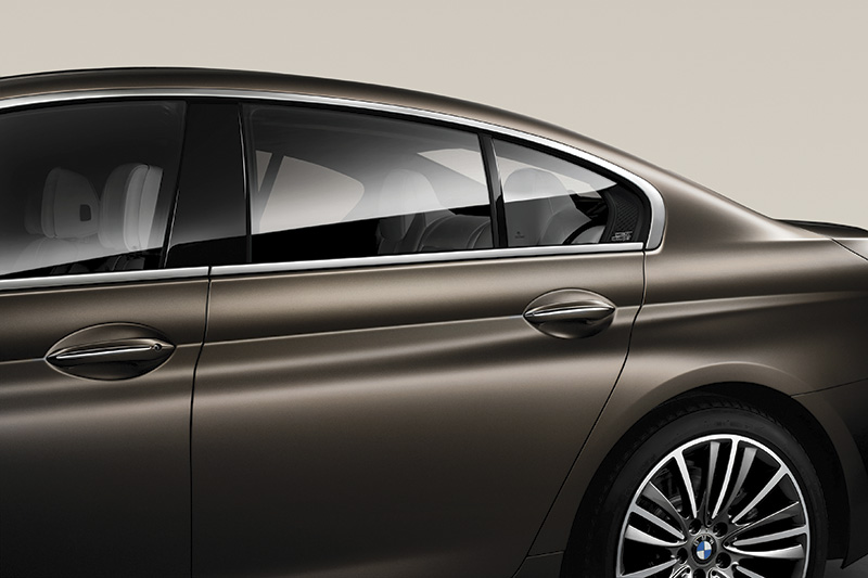 BMW's Frozen Matt Cool as Ice - Automotive Info
