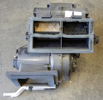 heater-box-with-damper-motors