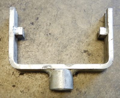 Volvo tool for removing the fuel pump collar