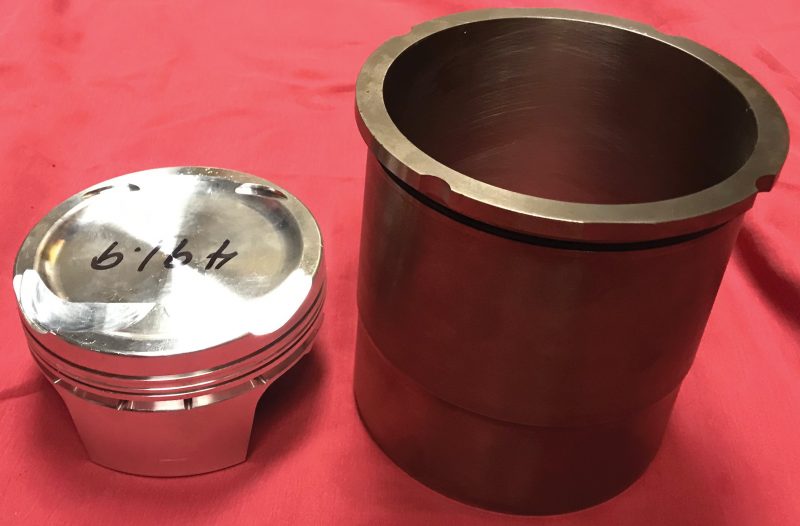 large-displacement-high-performance-water-cooled-piston-cylinder-assembly