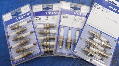 genuine-Volvo-plugs