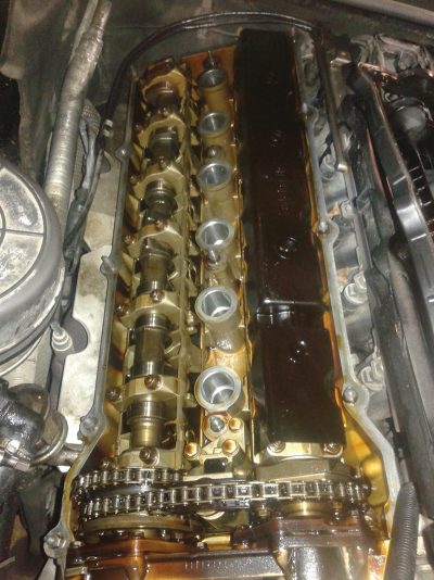 Valve-cover-gasket-replacement