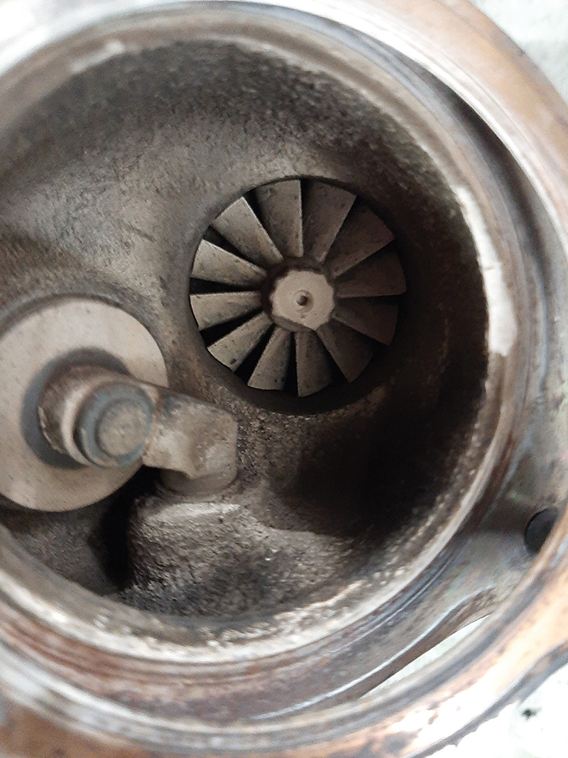 wastegate-valve-divert-exhaust-around-fan